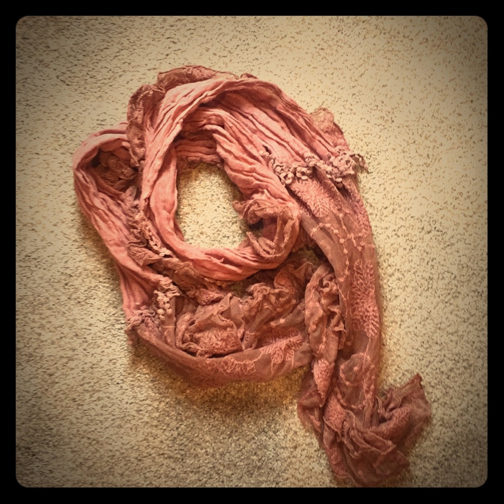 Super cute classic scarf